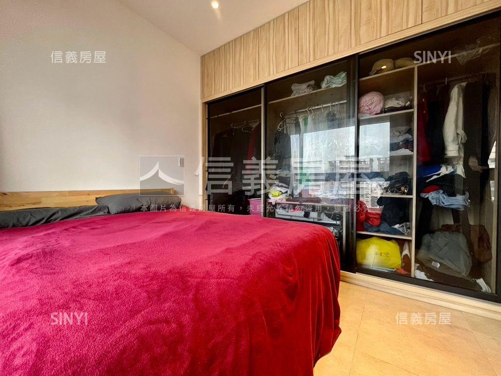 新五綻精緻裝潢兩房車位房屋室內格局與周邊環境