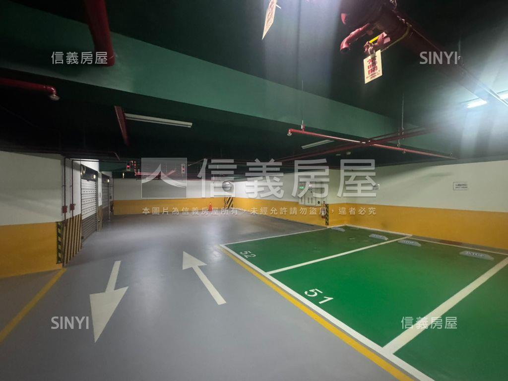 新五綻精緻裝潢兩房車位房屋室內格局與周邊環境