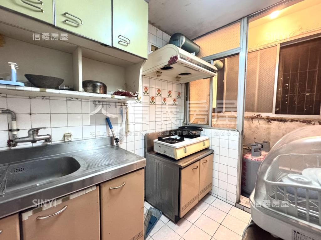 近美術館旁質感老宅房屋室內格局與周邊環境