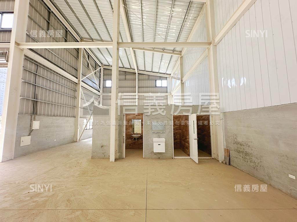 岡山邊間雙面臨路丁建廠房房屋室內格局與周邊環境