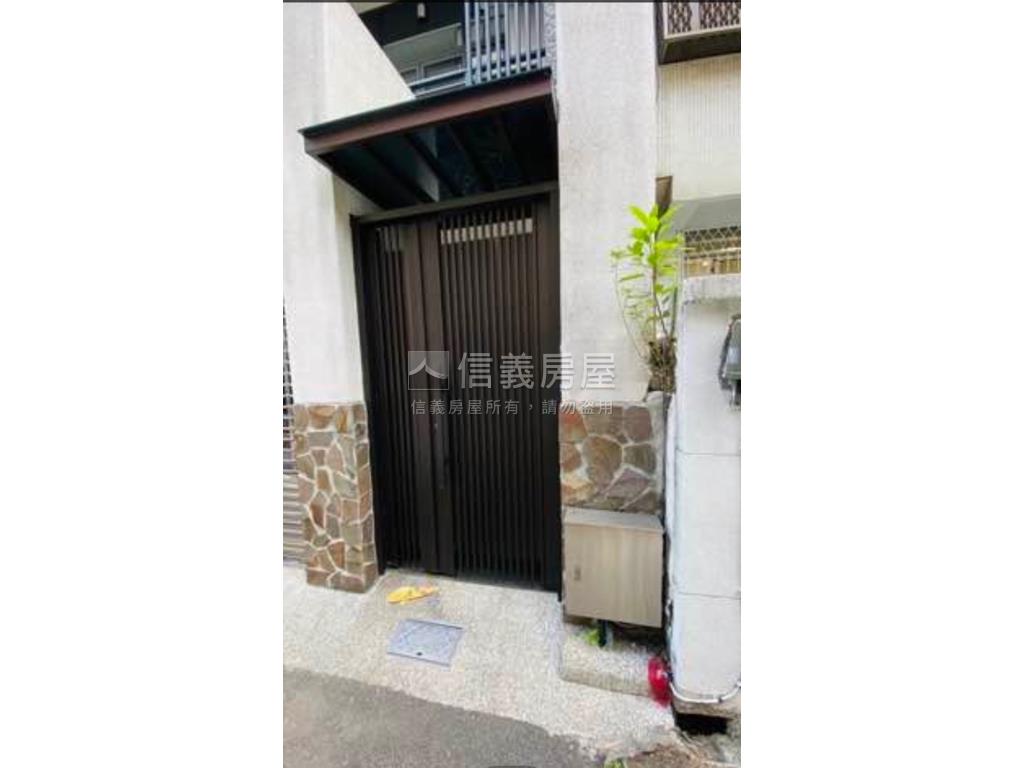 投資聖品１７間套房含加蓋房屋室內格局與周邊環境