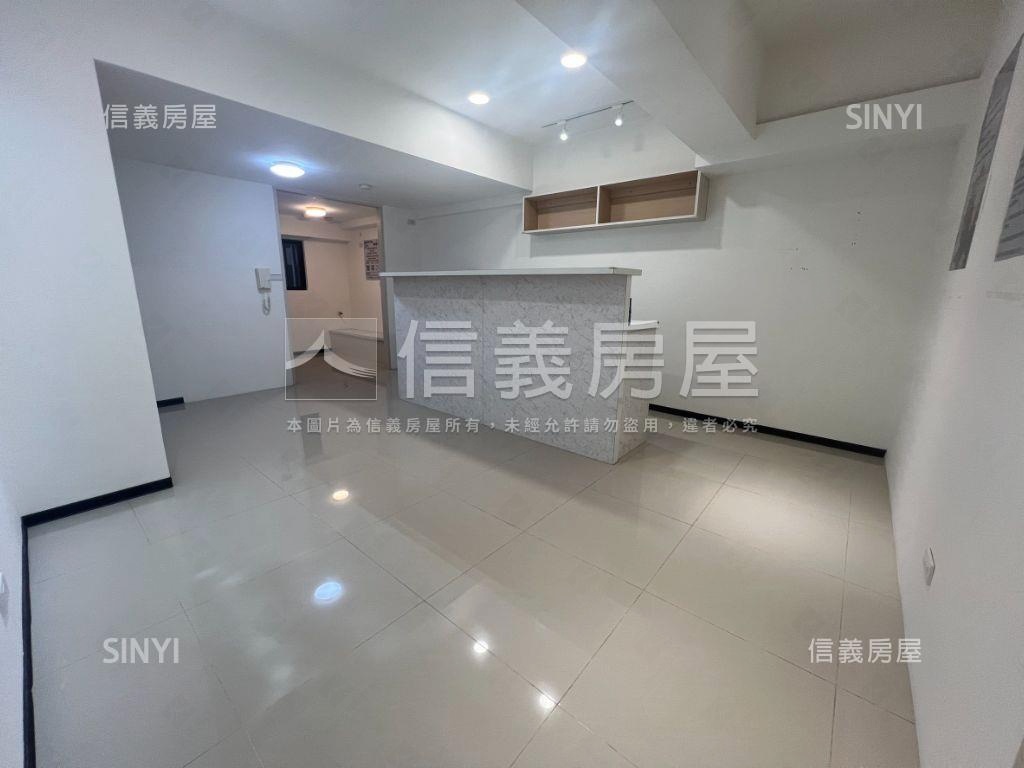 左岸高第樓店房屋室內格局與周邊環境