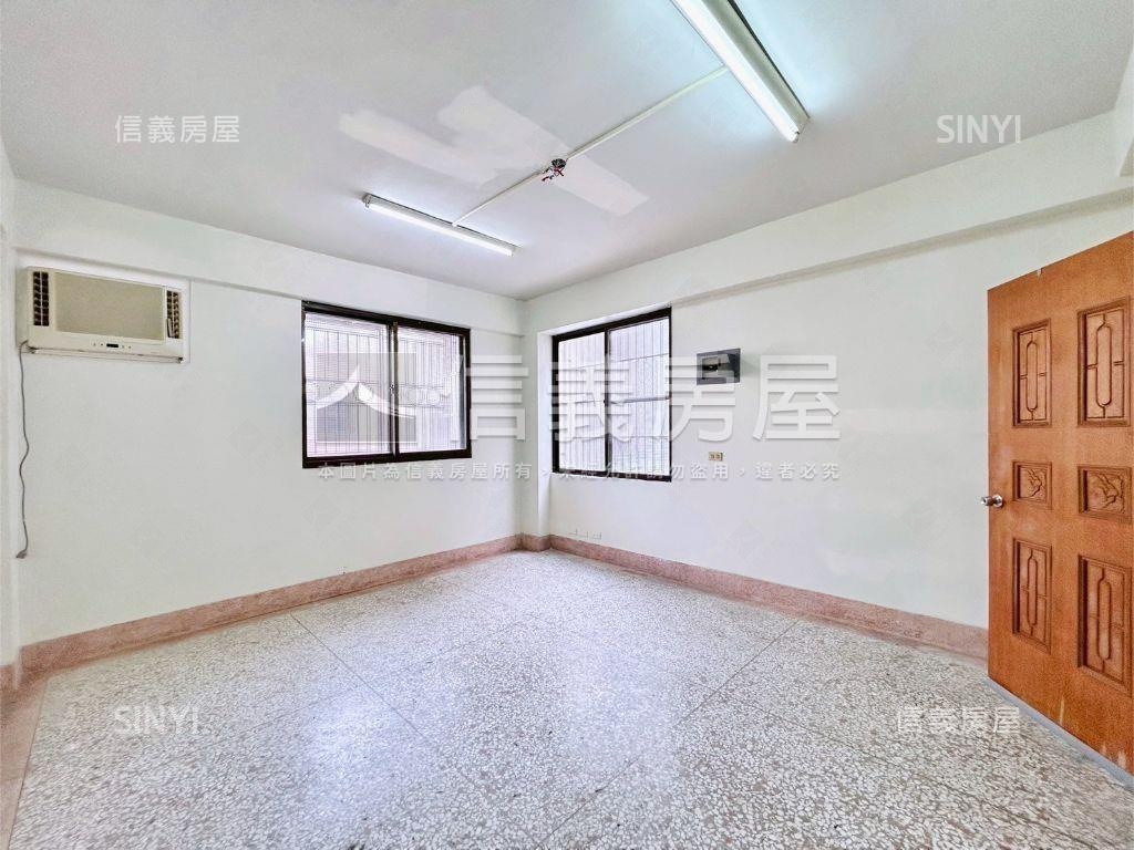 免千萬！北屯軍功市場透天房屋室內格局與周邊環境