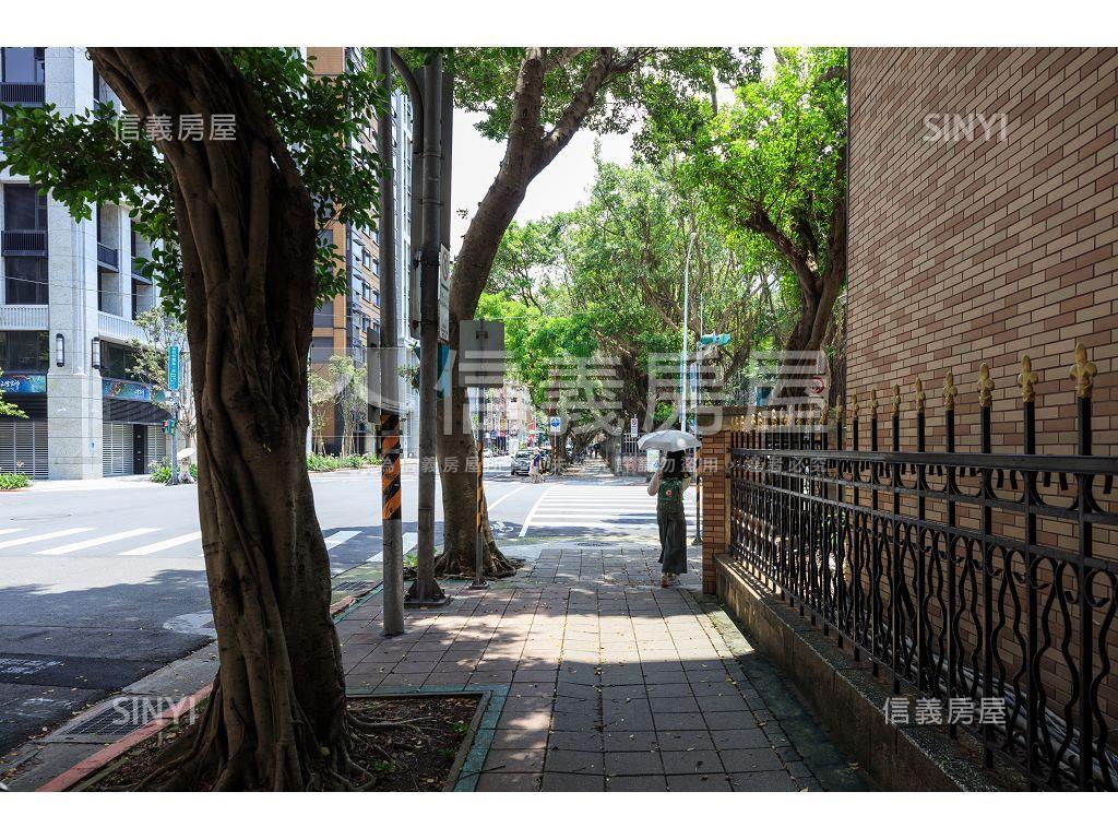 國泰杭州☆管理電梯四房房屋室內格局與周邊環境