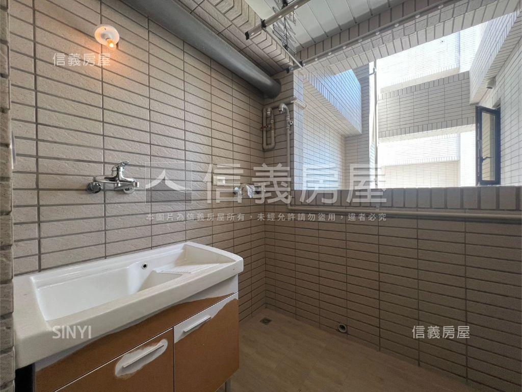近全聯★全新三房雙平車房屋室內格局與周邊環境