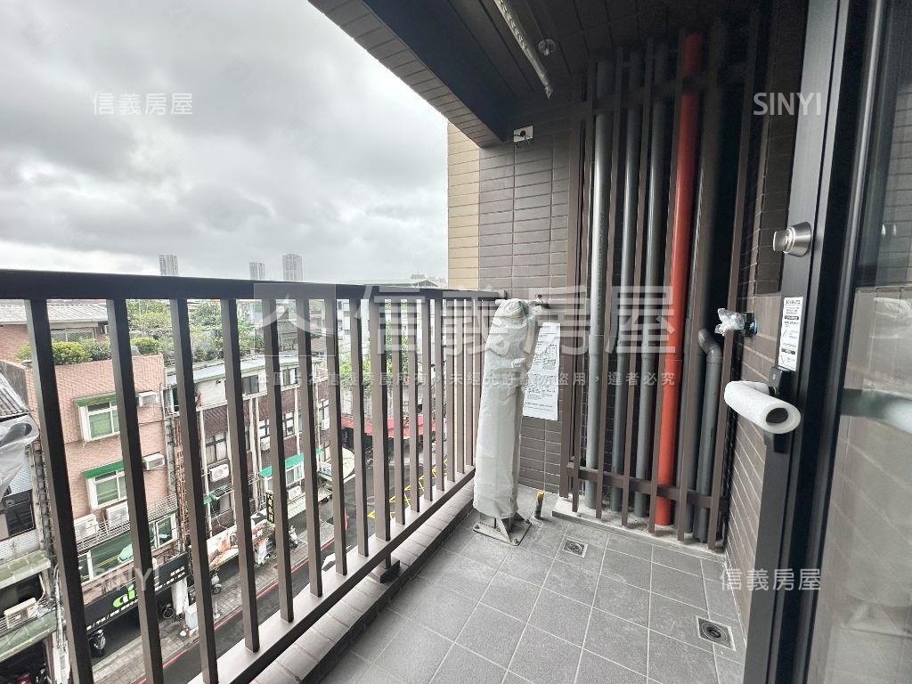 文化金鎂。全新捷運兩房房屋室內格局與周邊環境