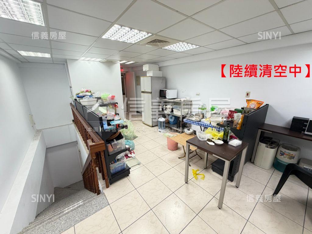 鄉林法國黃金店面＆雙平車房屋室內格局與周邊環境