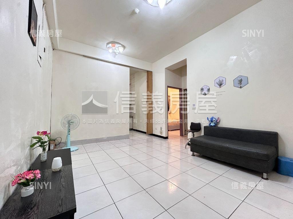 近機能電梯挑高大三房房屋室內格局與周邊環境