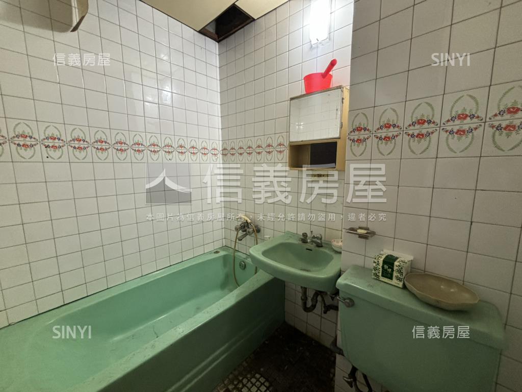 東寧一中成功店面房屋室內格局與周邊環境