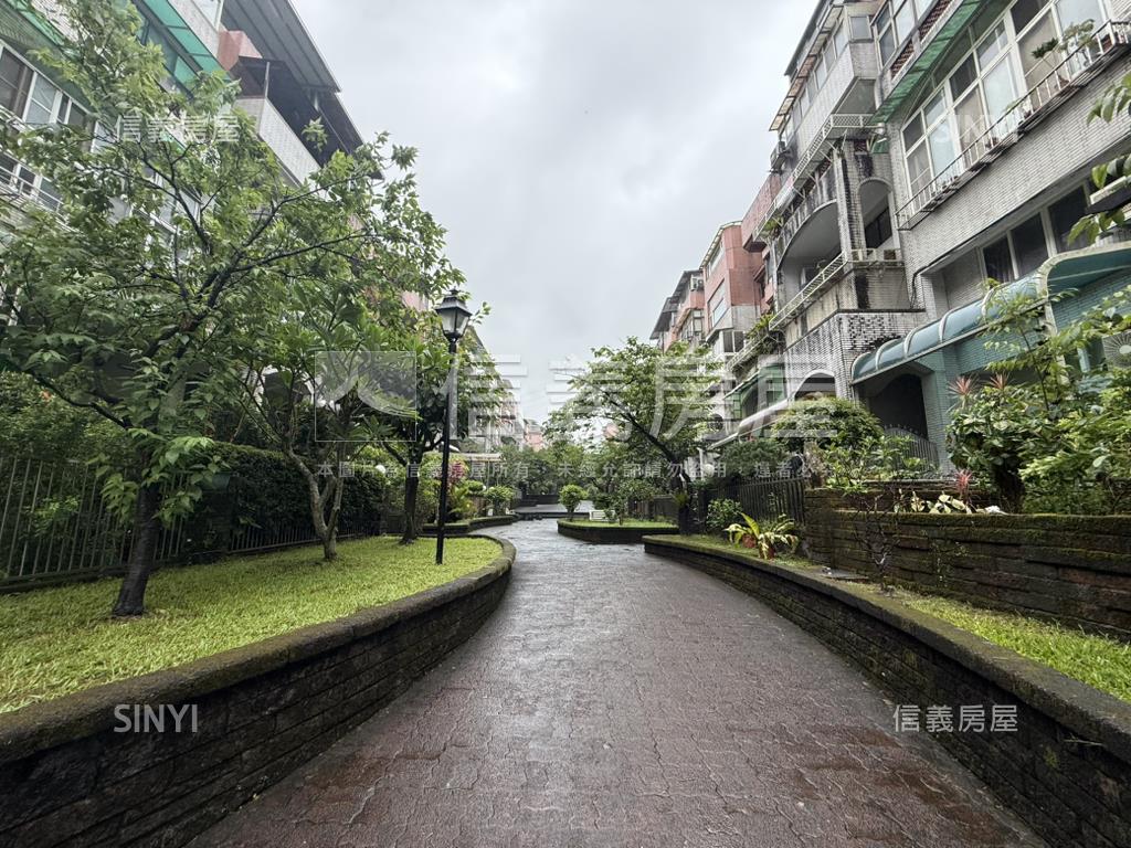 玫瑰中國城。大空間房屋室內格局與周邊環境