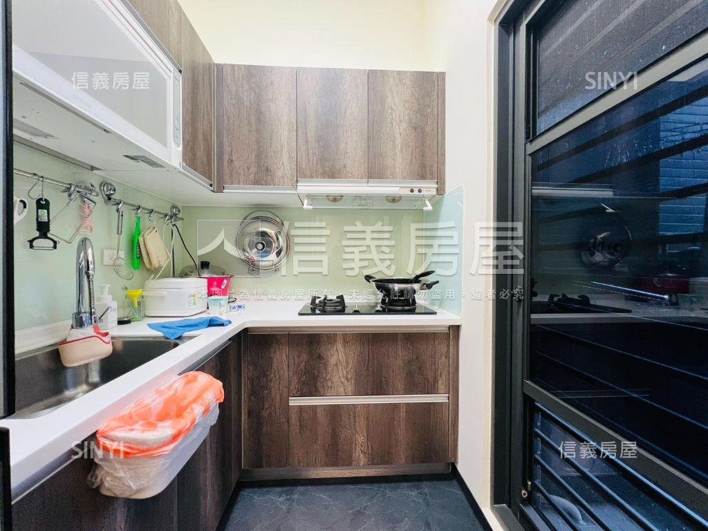 麗晶央禾質感裝潢兩房平車房屋室內格局與周邊環境