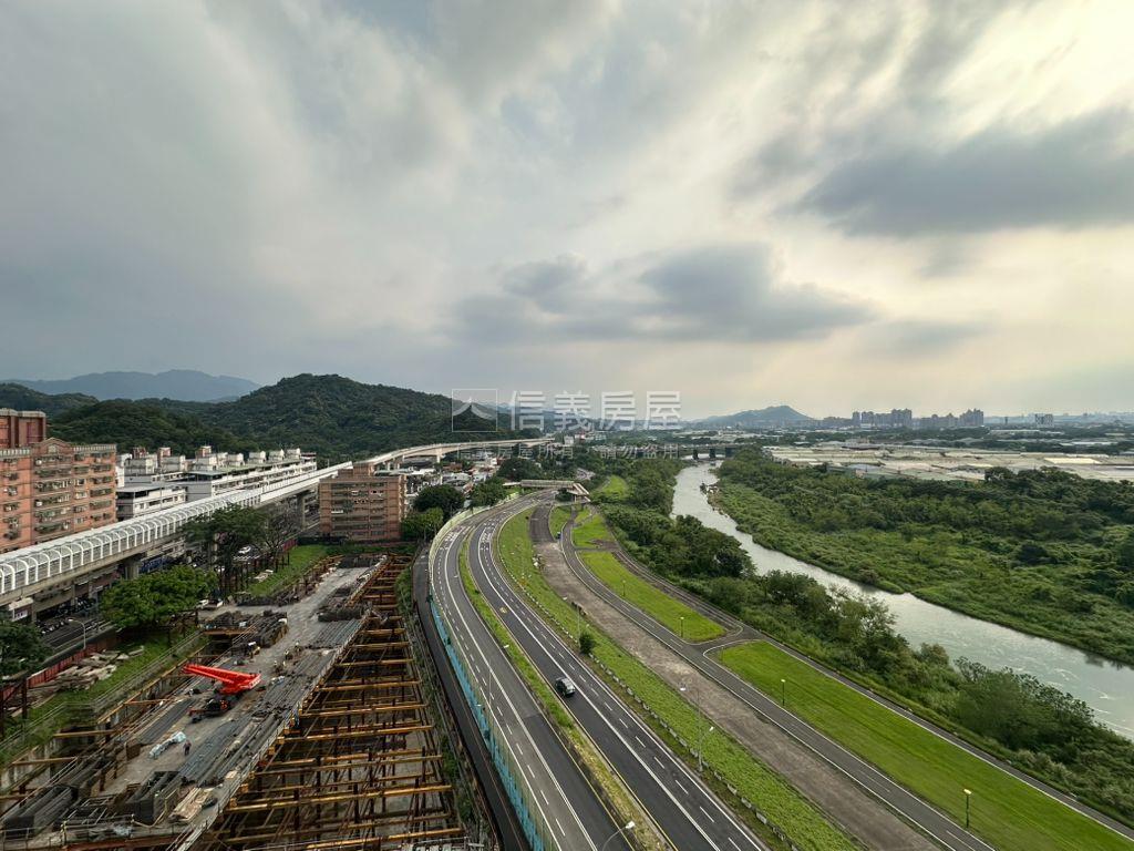 明日環全新裝潢頂峰悅居房屋室內格局與周邊環境