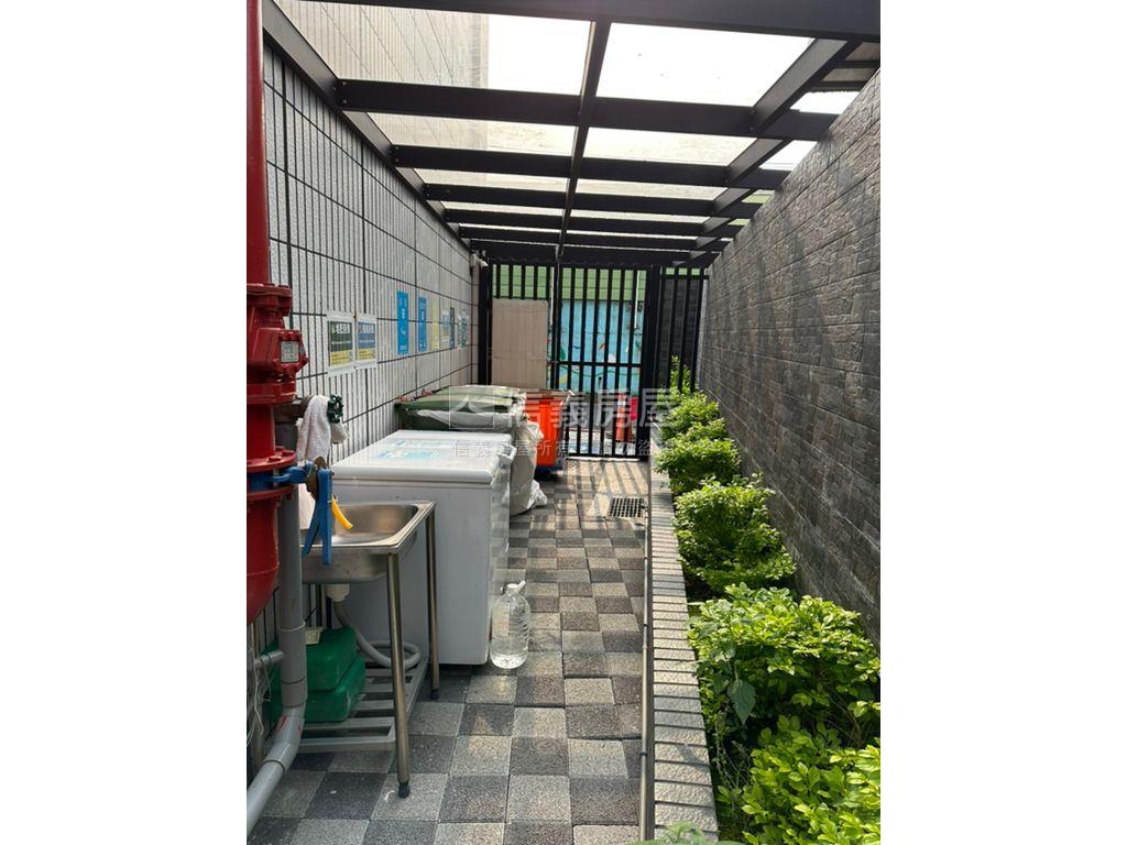 明日環全新裝潢頂峰悅居房屋室內格局與周邊環境