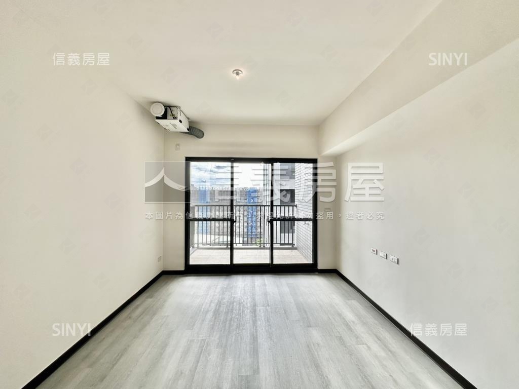 坐北朝南櫻花知殷三房平車房屋室內格局與周邊環境