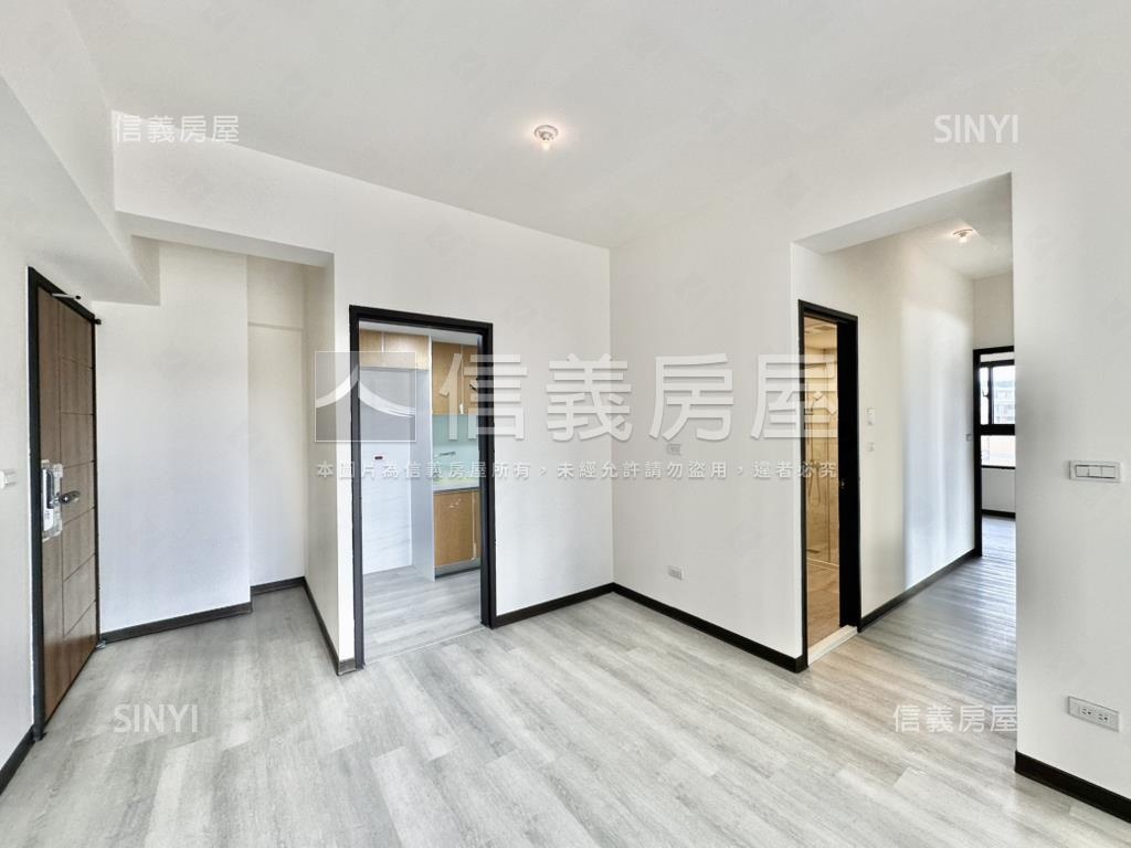 坐北朝南櫻花知殷三房平車房屋室內格局與周邊環境