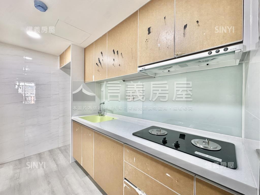 坐北朝南櫻花知殷三房平車房屋室內格局與周邊環境