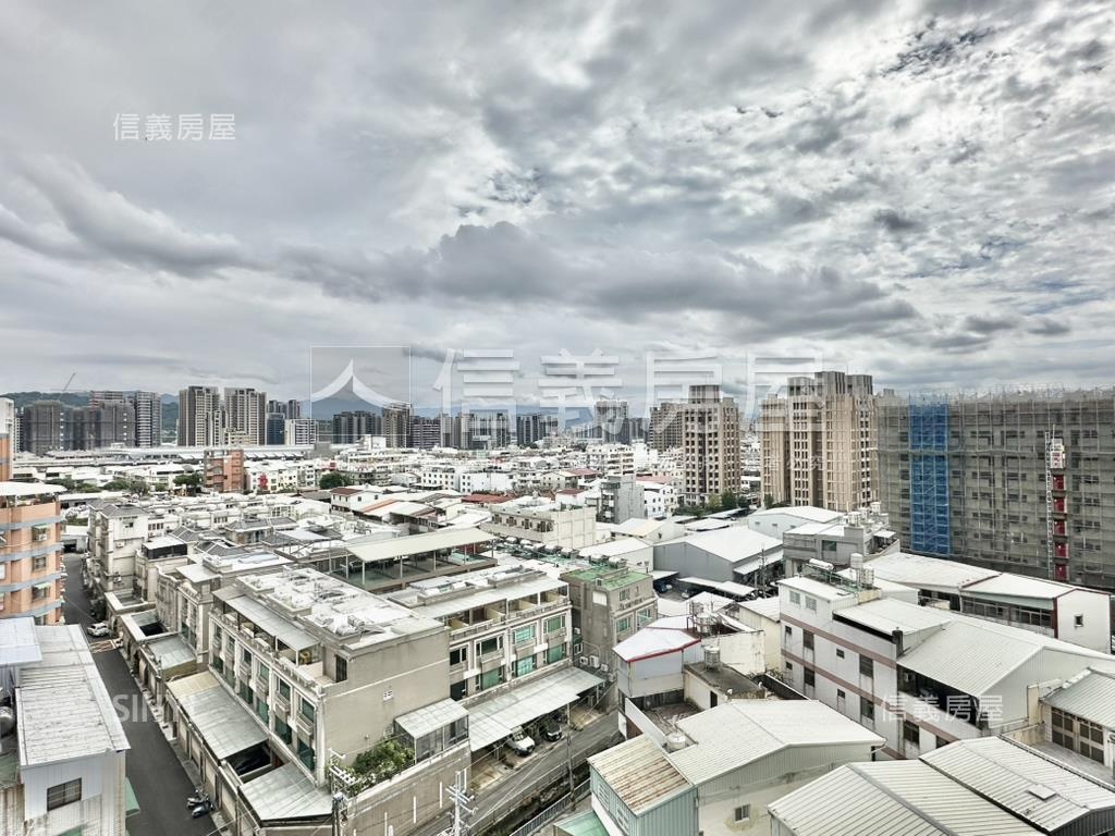 坐北朝南櫻花知殷三房平車房屋室內格局與周邊環境