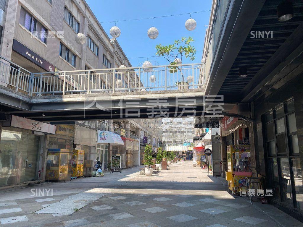 體育場旁人氣商圈潮店房屋室內格局與周邊環境