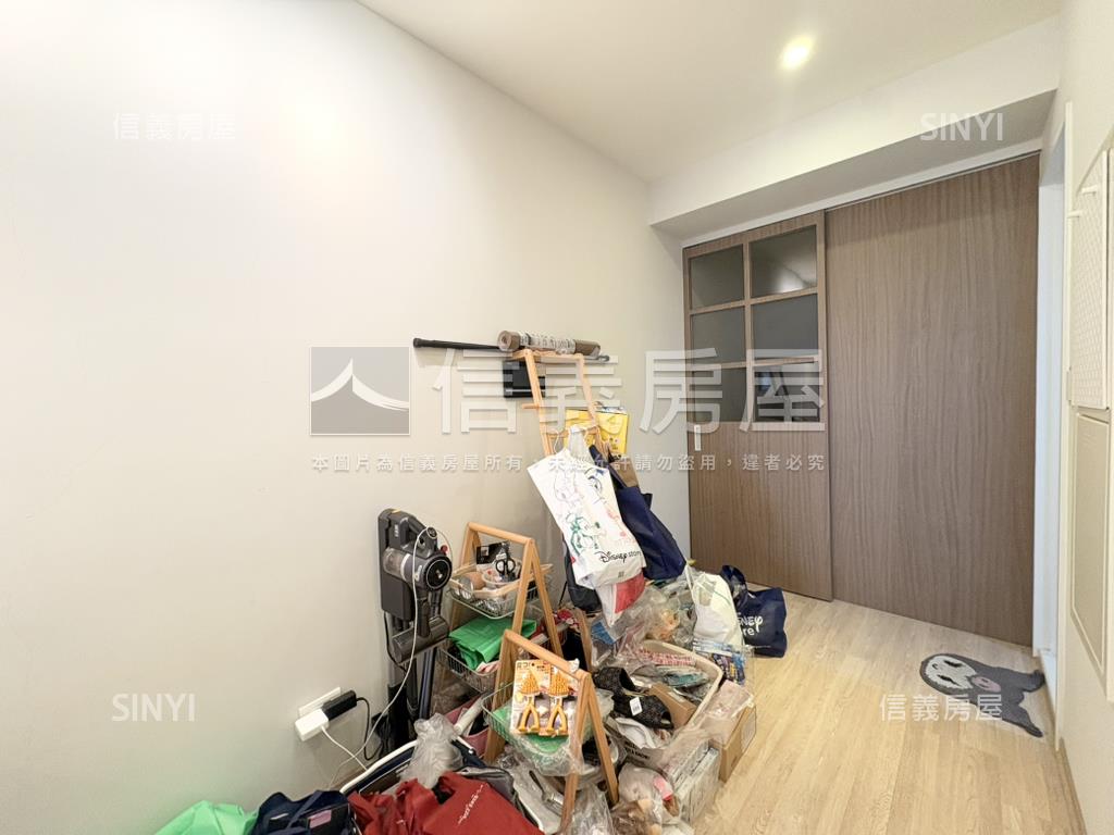 富江翠３房車位房屋室內格局與周邊環境