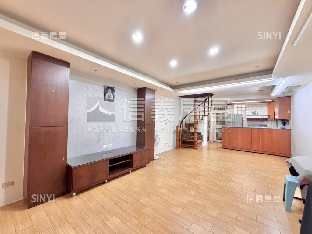 公園旁黎明新村房屋室內格局與周邊環境