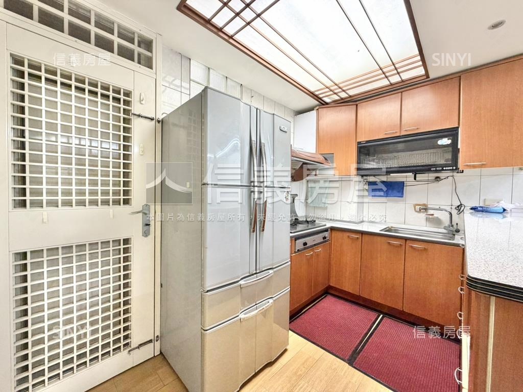 公園旁黎明新村房屋室內格局與周邊環境