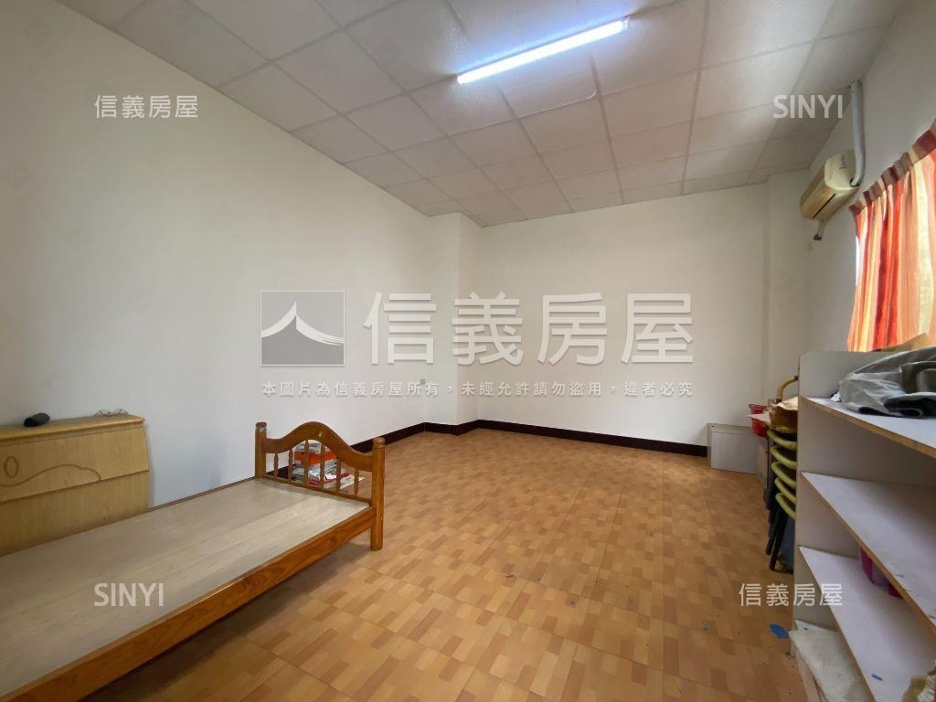 公園路近延平市場透天房屋室內格局與周邊環境