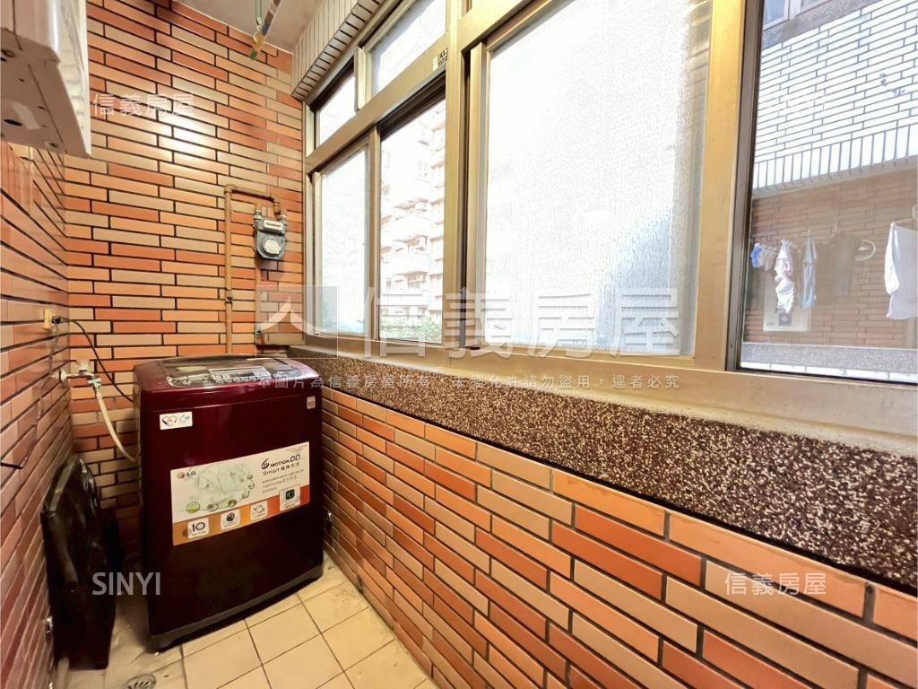 太子國寶☆邊間兩房車位房屋室內格局與周邊環境
