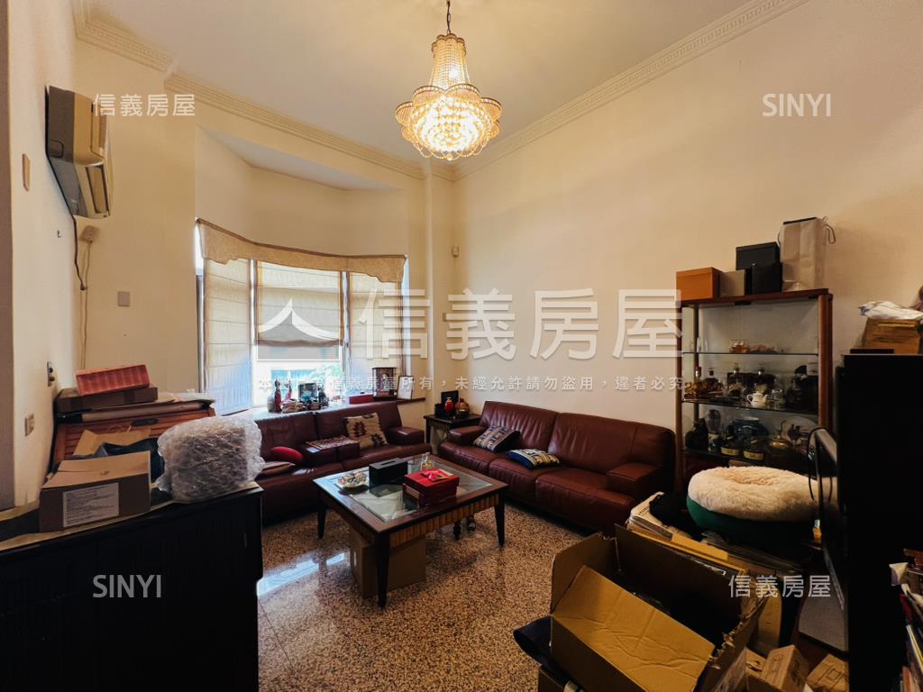 瓏山林Ａ區下疊稀有低總價房屋室內格局與周邊環境