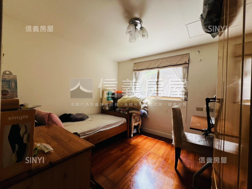 瓏山林Ａ區下疊稀有低總價房屋室內格局與周邊環境