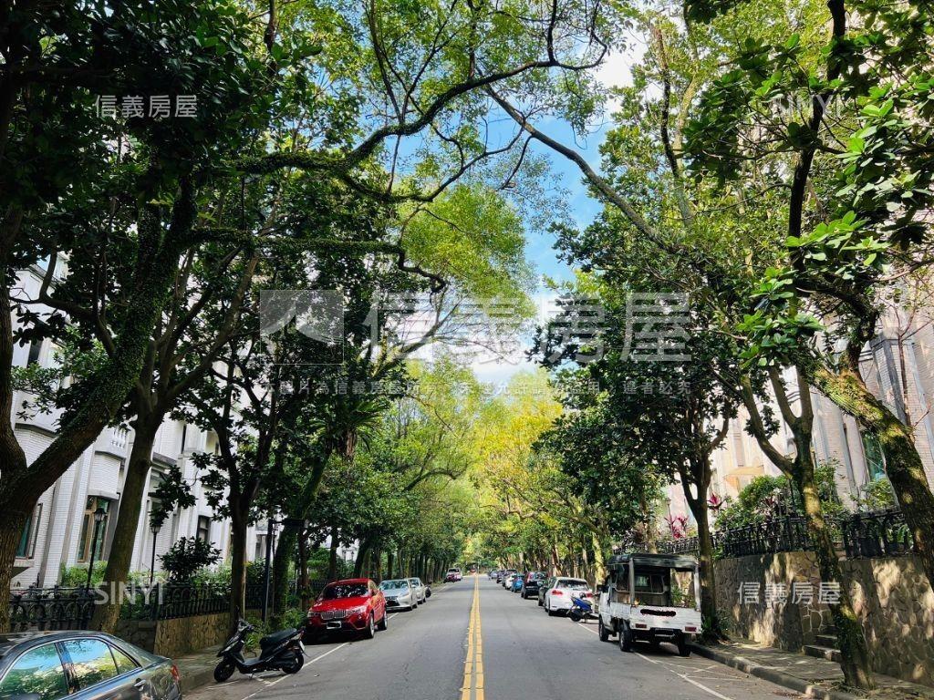 瓏山林Ａ區下疊稀有低總價房屋室內格局與周邊環境