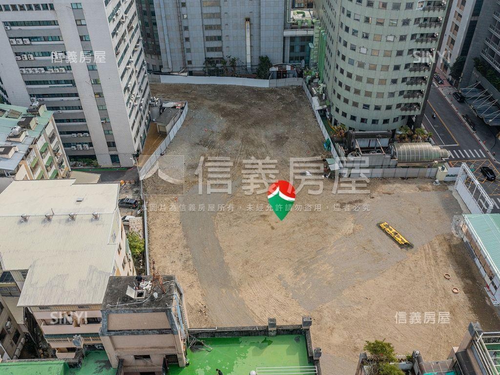國雄無双Ａ１１稀有高樓戶房屋室內格局與周邊環境