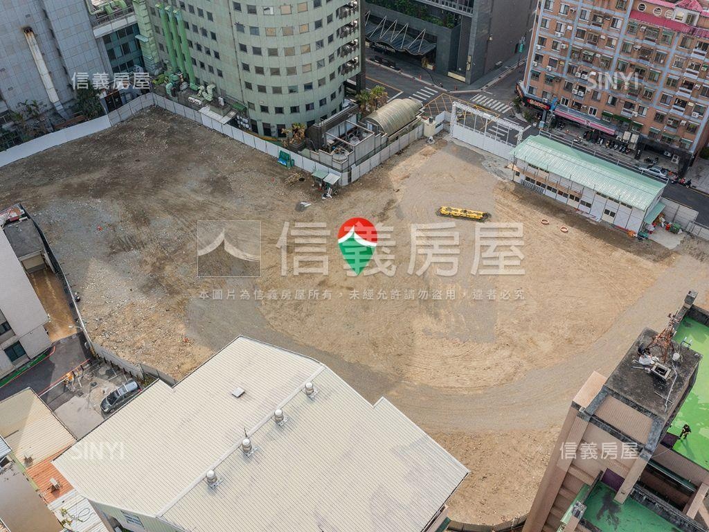 國雄無双Ａ１１稀有高樓戶房屋室內格局與周邊環境