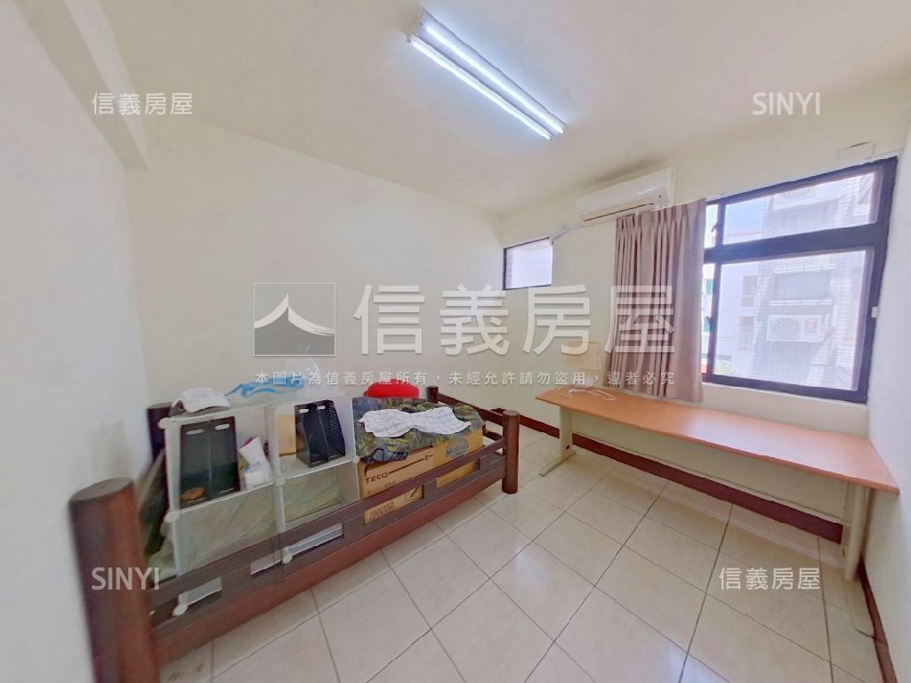 近寶山台積電管理庭院透天房屋室內格局與周邊環境