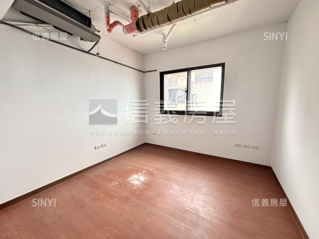 雲水河景樓中樓房屋室內格局與周邊環境