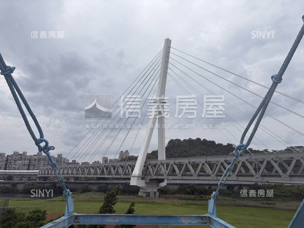 聯上澐朗高樓３房房屋室內格局與周邊環境