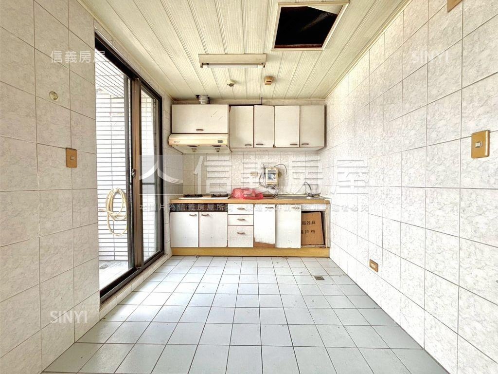 南區核心首購大三房房屋室內格局與周邊環境