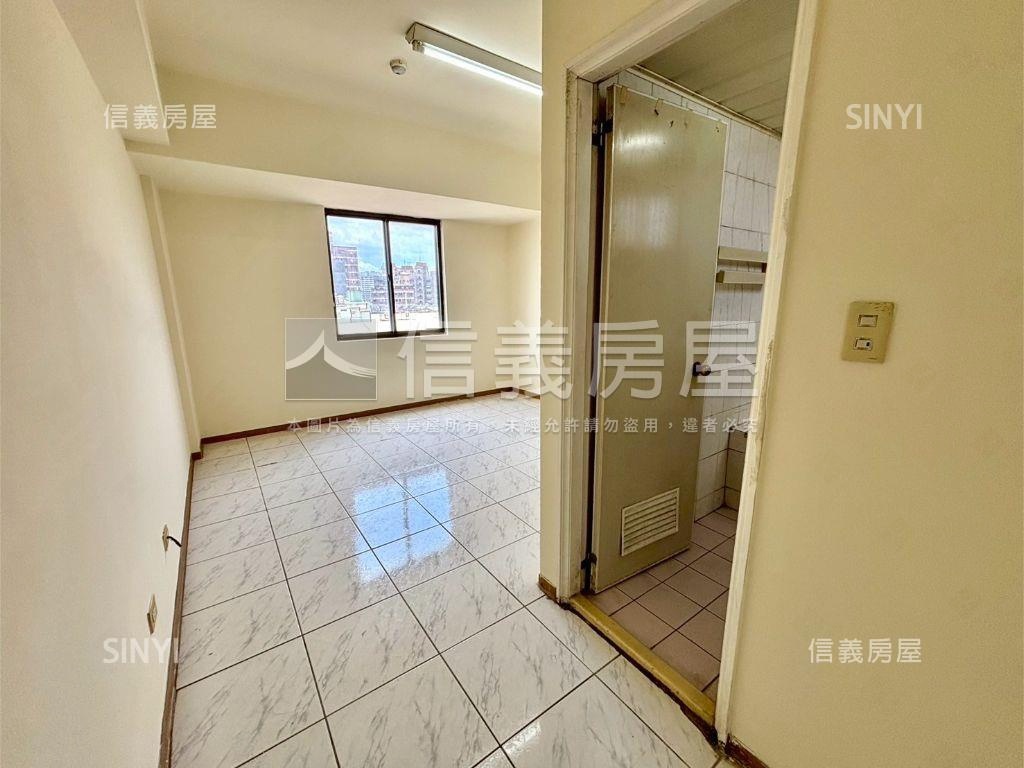南區核心首購大三房房屋室內格局與周邊環境