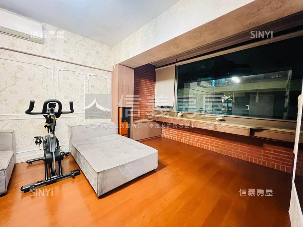 專任！信義區捷運四房電梯房屋室內格局與周邊環境