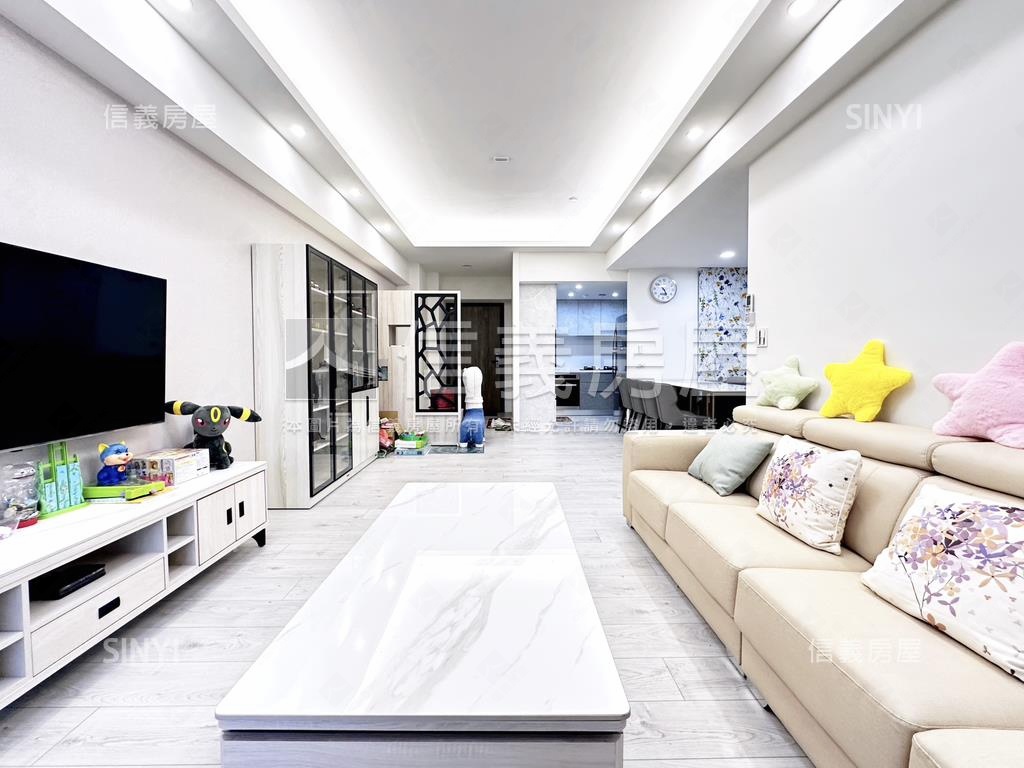 ［林裡］朝南視野三房平車房屋室內格局與周邊環境