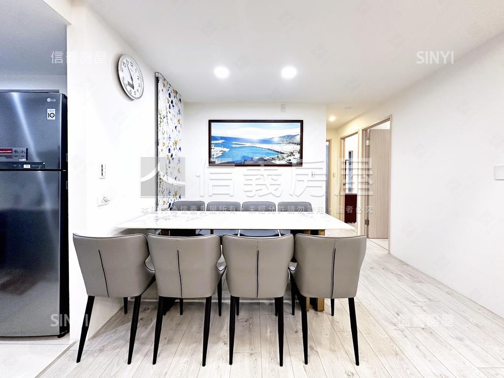 ［林裡］朝南視野三房平車房屋室內格局與周邊環境