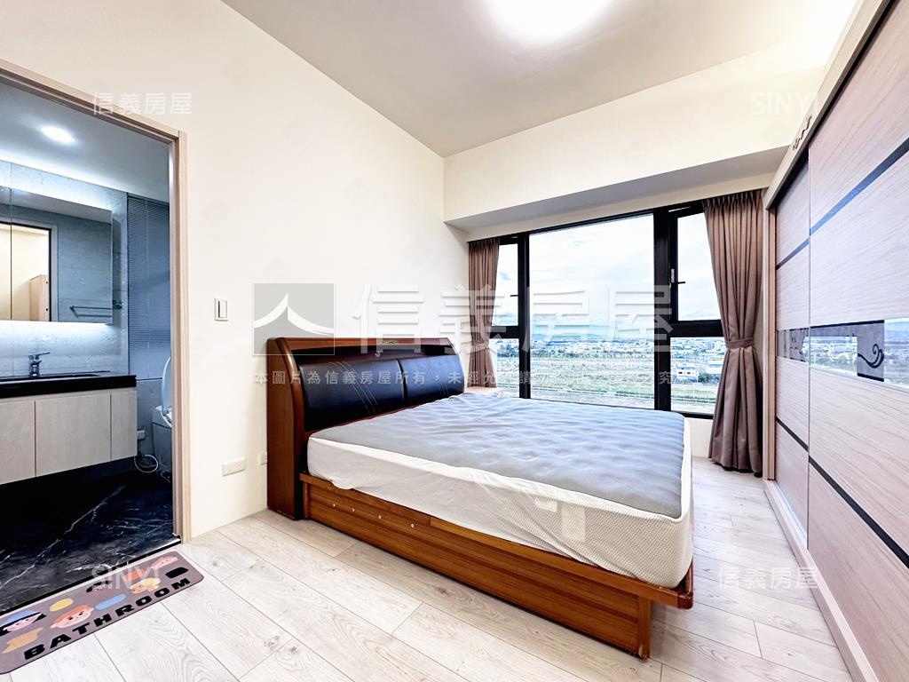 ［林裡］朝南視野三房平車房屋室內格局與周邊環境