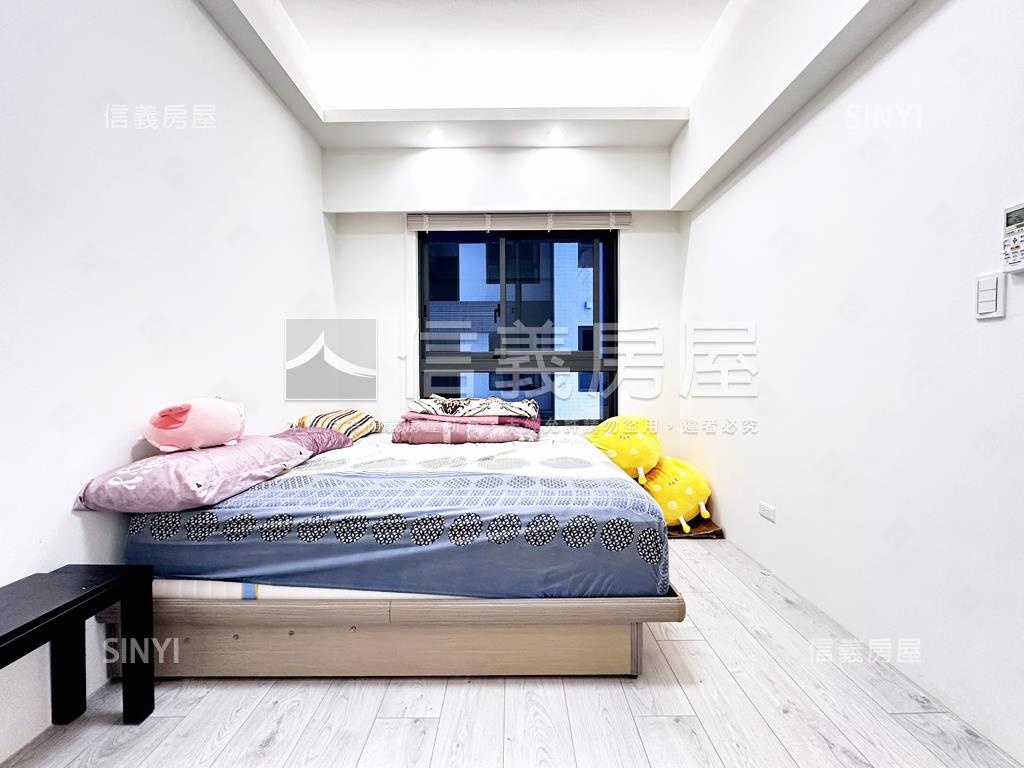 ［林裡］朝南視野三房平車房屋室內格局與周邊環境