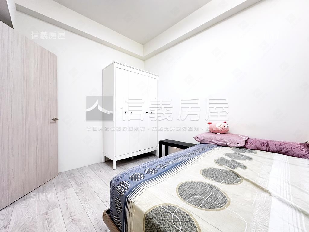 ［林裡］朝南視野三房平車房屋室內格局與周邊環境