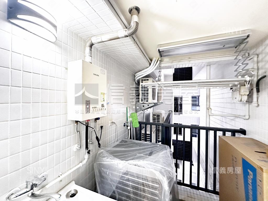 ［林裡］朝南視野三房平車房屋室內格局與周邊環境