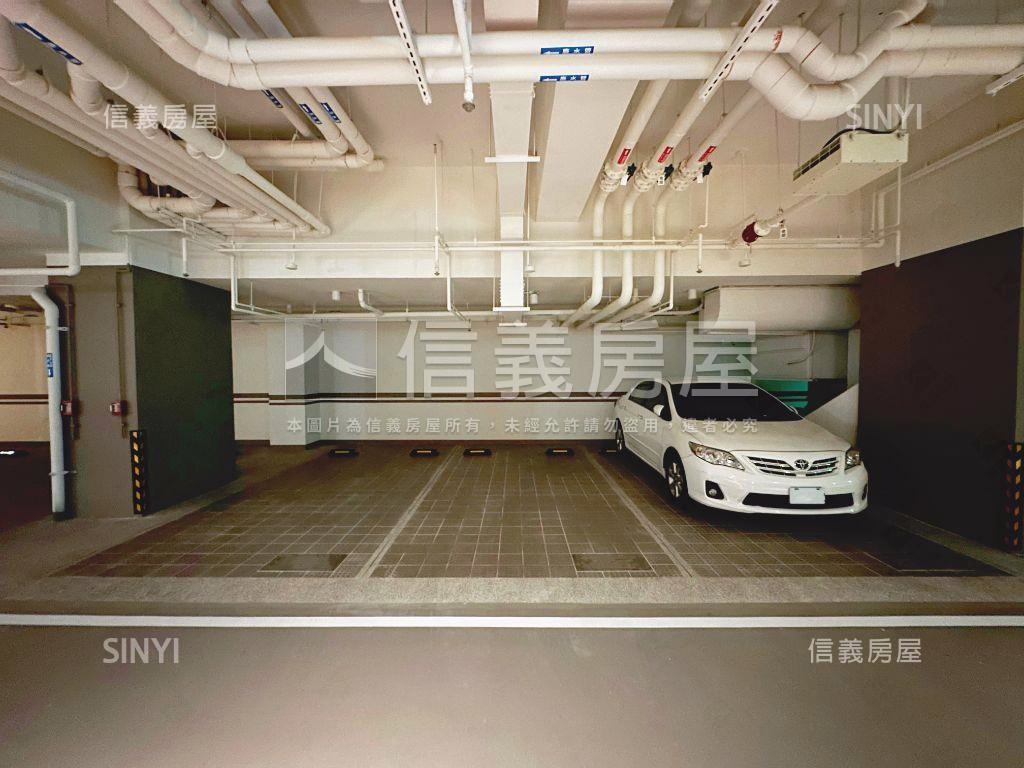 ［林裡］朝南視野三房平車房屋室內格局與周邊環境