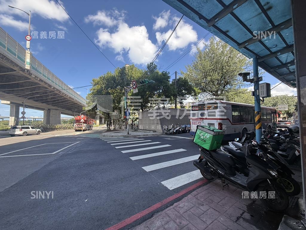 【港都大廈】稀有釋出三房房屋室內格局與周邊環境