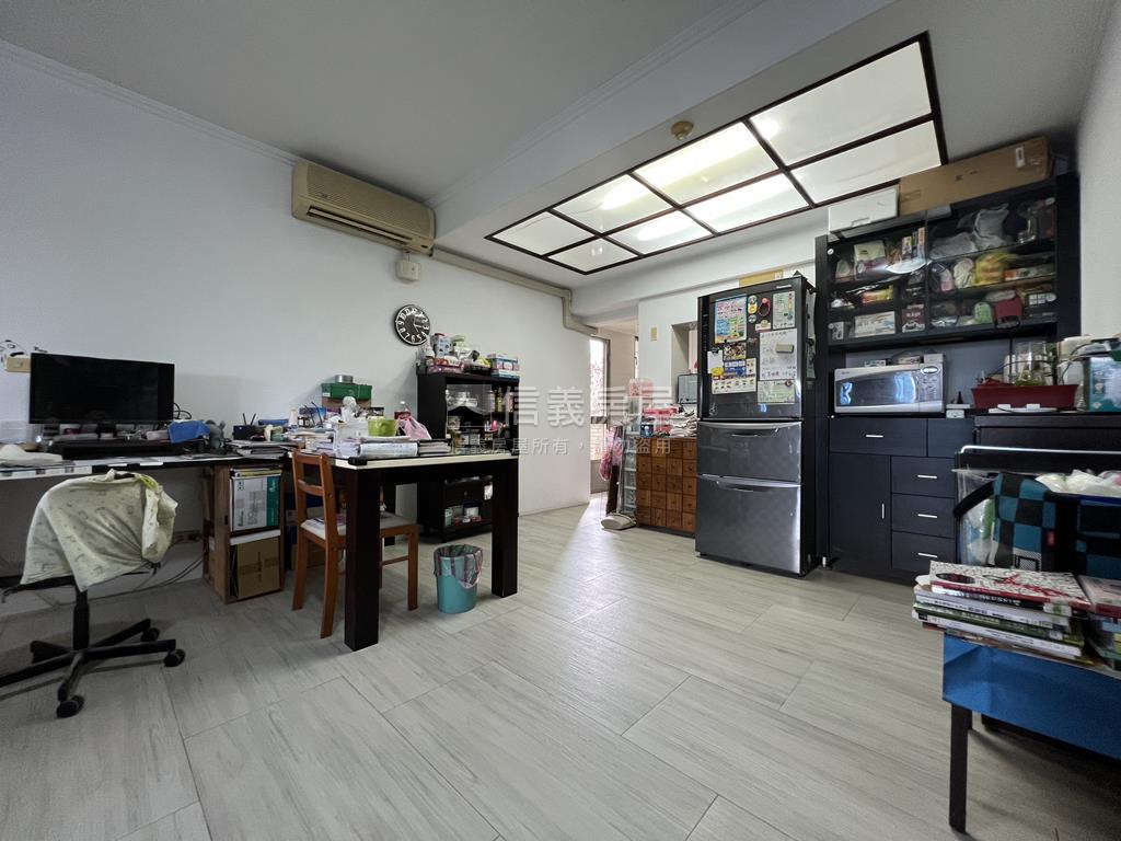 銀河攬翠河景三房房屋室內格局與周邊環境