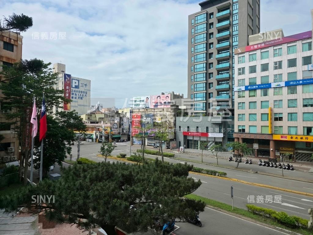 專賣市區天之驕子兩房車位房屋室內格局與周邊環境