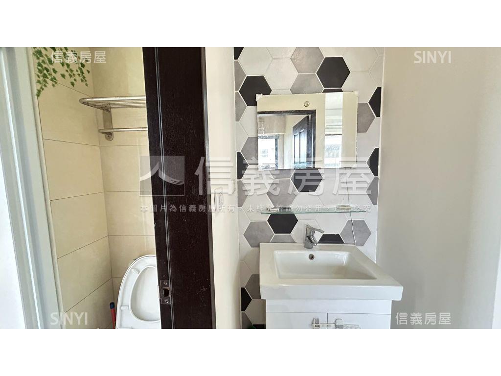 明日城採光兩房房屋室內格局與周邊環境