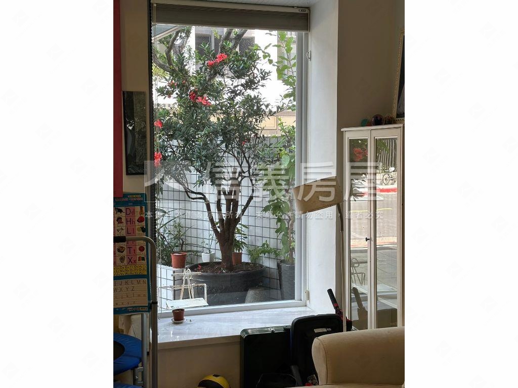 景美庭園樂活車庫一樓房屋室內格局與周邊環境